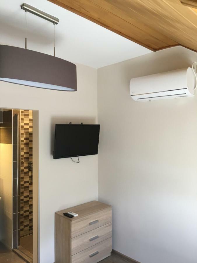 Hotel Laza Vendégház à Zamárdi Extérieur photo